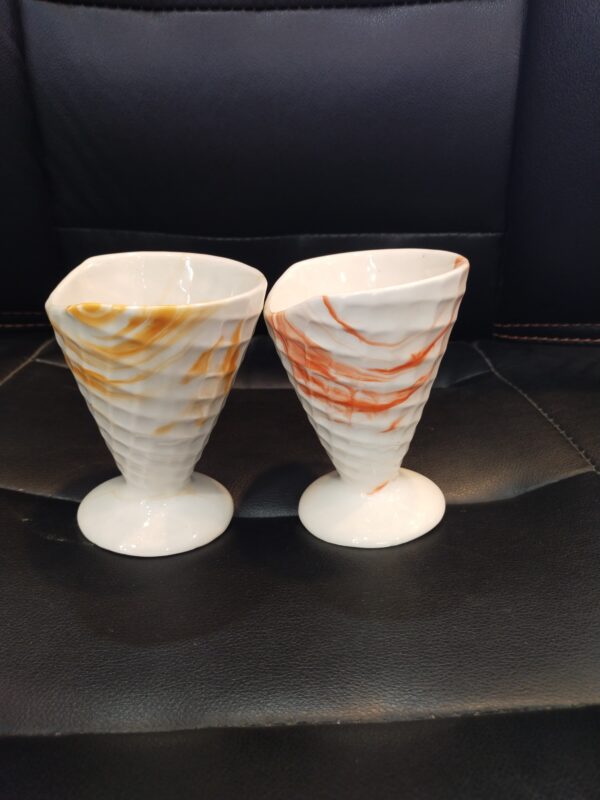 Pack of to ice cups for home